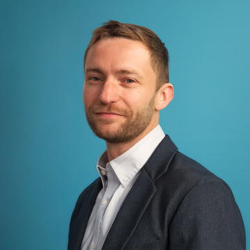 official photo of Justin de Benedictis-Kessner